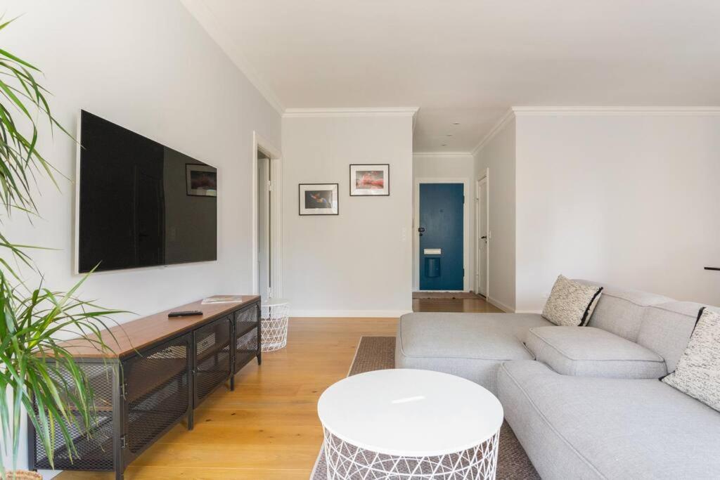 Cozy Apartment In Christianshavn W Two Balconies. Copenhagen Exterior photo